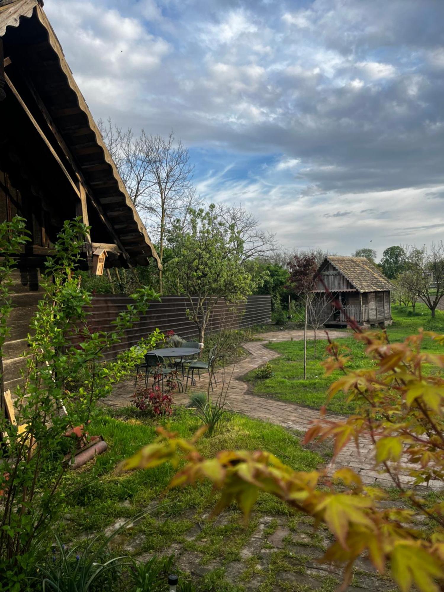 Villa Tradicionalna Kuca Biljkinog Oca Lug Exterior foto